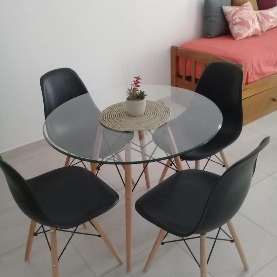 Veluvi Apartment Пуерто Мадрин Екстериор снимка